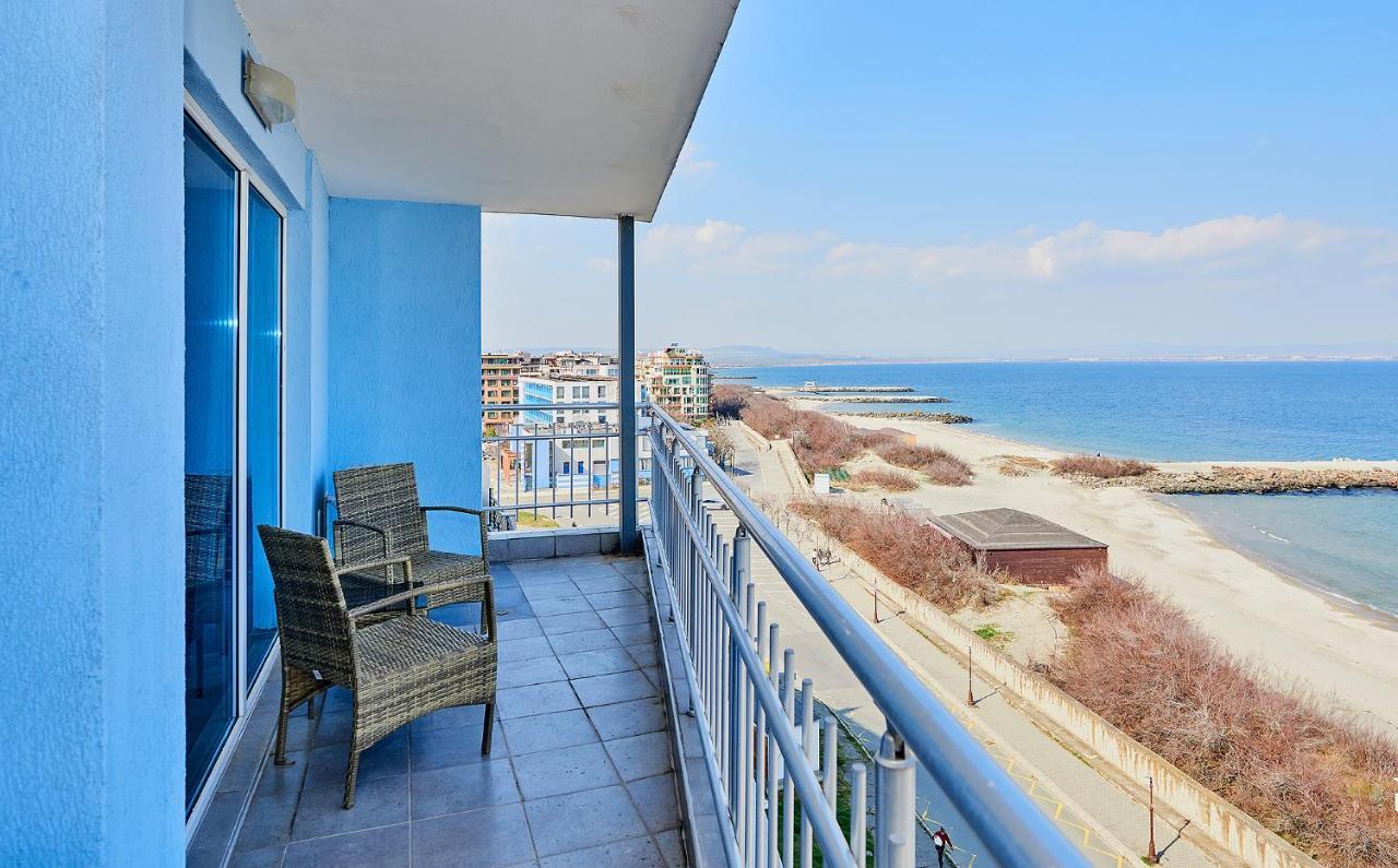 Family Hotel Regata Pomorie Luaran gambar