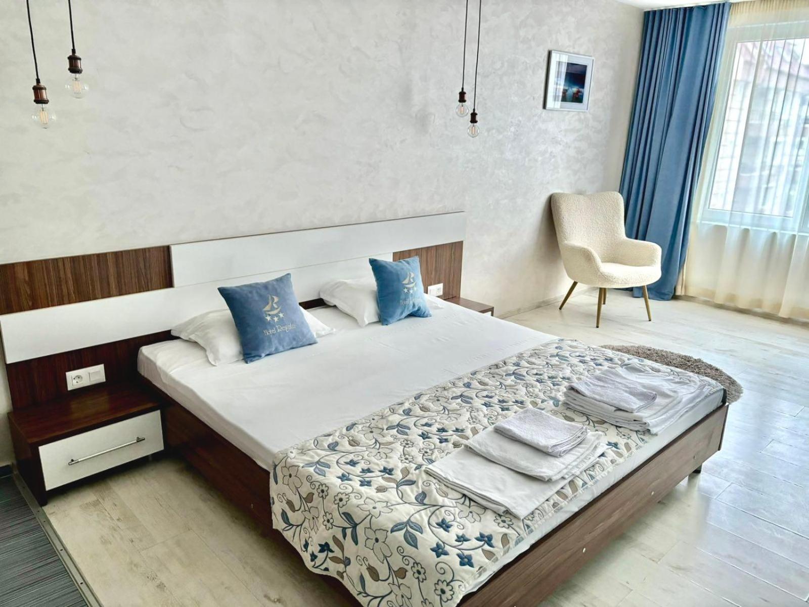 Family Hotel Regata Pomorie Luaran gambar