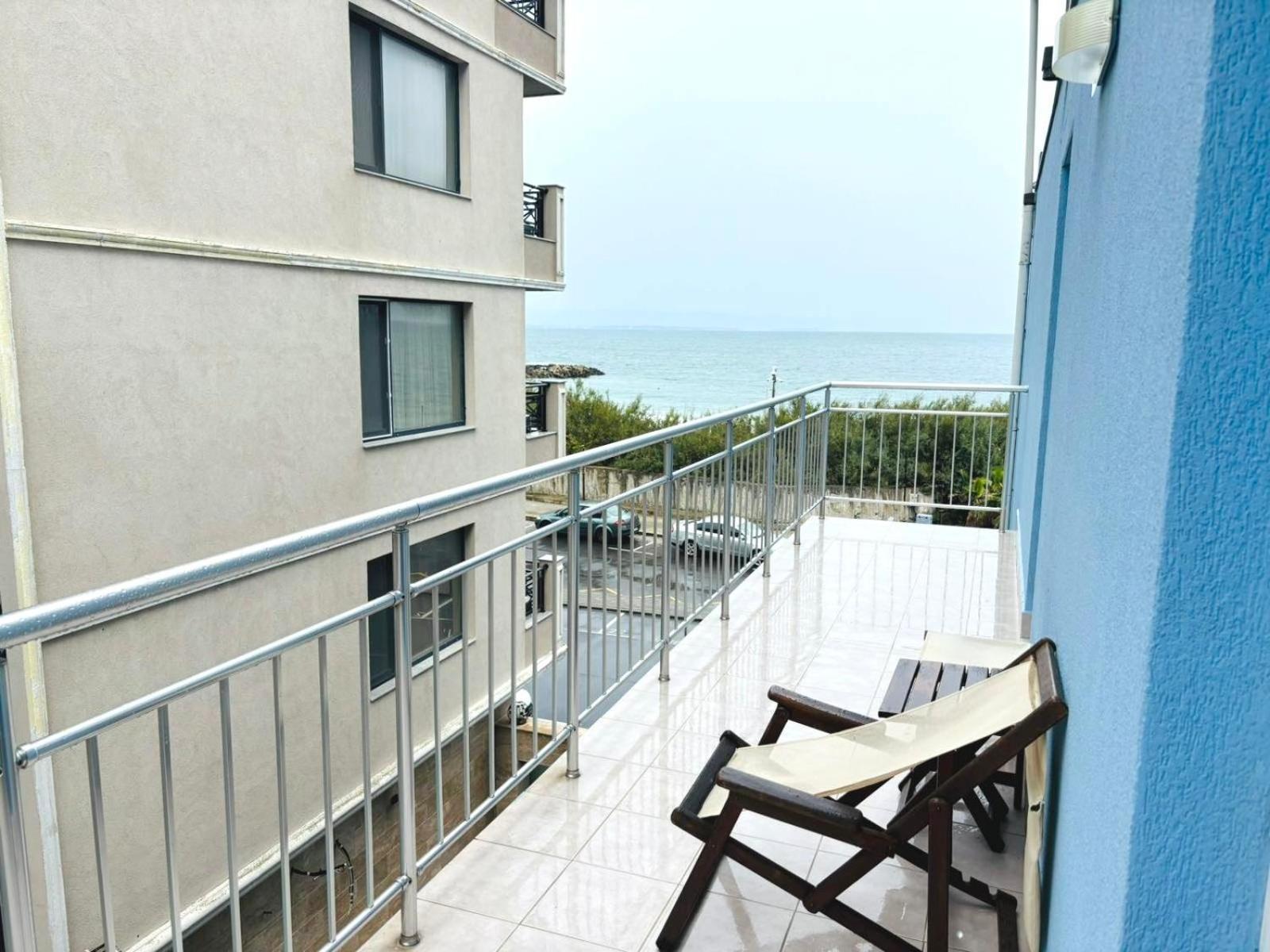 Family Hotel Regata Pomorie Luaran gambar