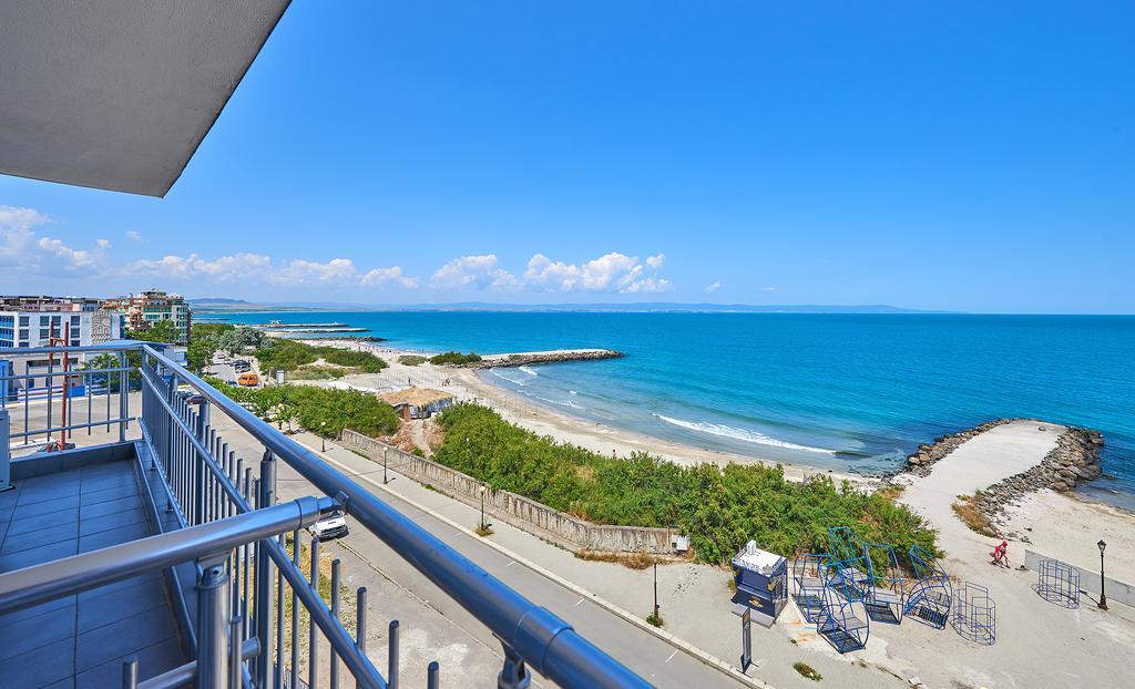Family Hotel Regata Pomorie Luaran gambar
